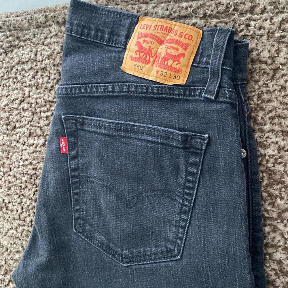 Levi’s 559   32 30